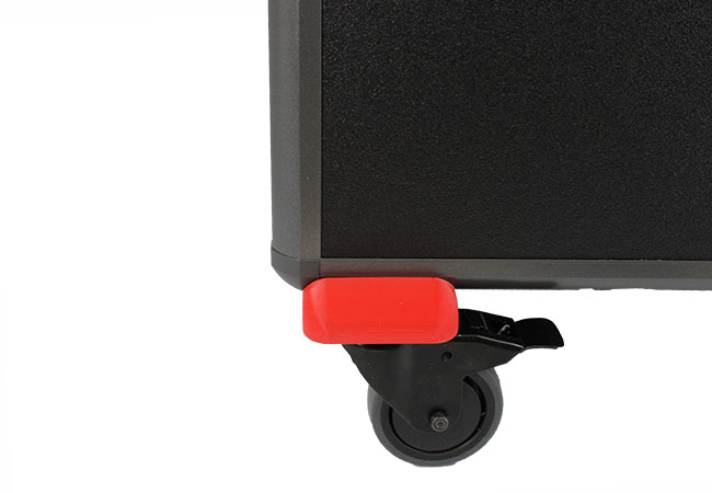 Detailansicht der Rollen am ILLTECxCompact Charge Trolley für flexiblen Einsatz im Businessumfeld